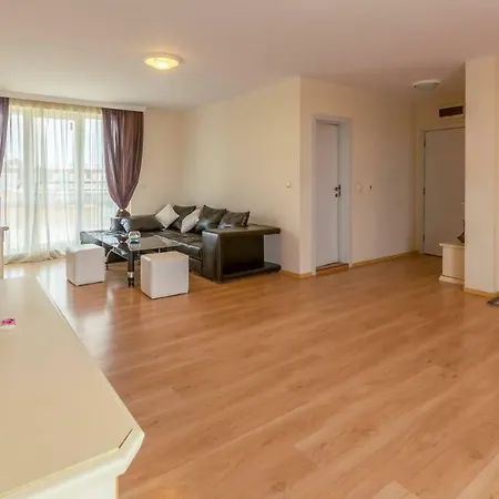 Stylish 2bedroom With Big Terrace Tb *