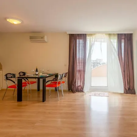 Stylish 2bedroom With Big Terrace Tb Apartament Słoneczny Brzeg