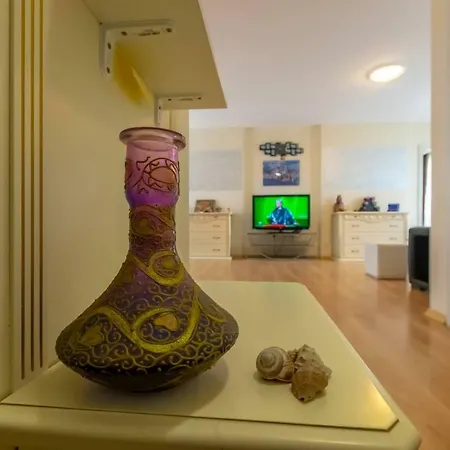 Stylish 2bedroom With Big Terrace Tb Appartement *